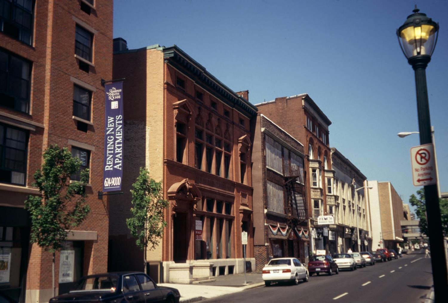 100 Crown street ca. 1998.